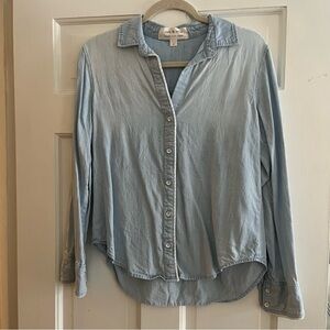 Anthropologie Cloth & Stone Light Blue Chambray Button-down Shirt